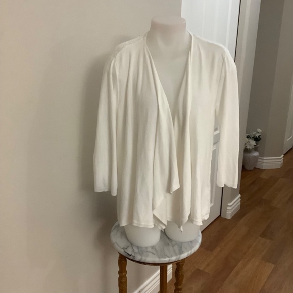 Style&Co fits MEDIUM Fine knit crochet cardigan - Picture 2 of 7